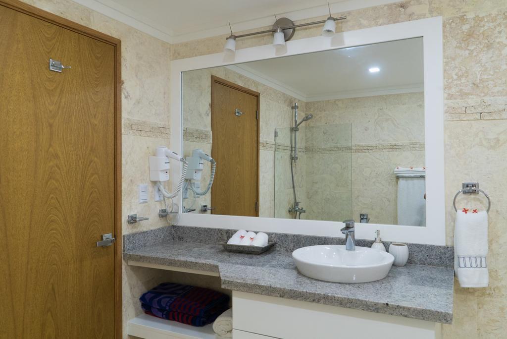 3Br / 3Ba Modern Paradise Loft Condo In Gated Community W/ Daily Housekeeping Сосуа Екстер'єр фото